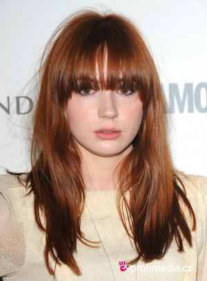 Peinado de - Karen Gillan - Karen Gillan