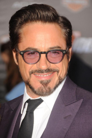 Robert Downey Jr. at arrivals for THE AVENGERS Premiere, El Capitan ...