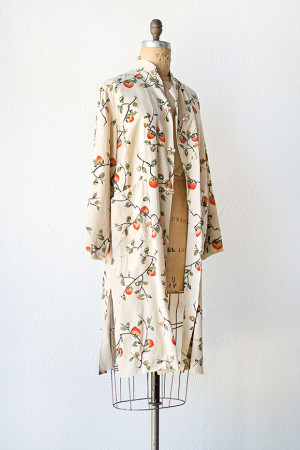 Vintage Cream Silk Kimono...