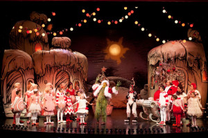 Cindy-Lou Who (Caitlin McAuliffe), The Grinch (Steve Blanchard) and ...