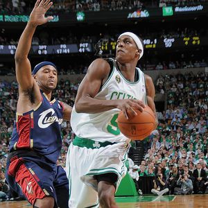 Mail: AIUTO REGISTRATI - ENTRA ESCI