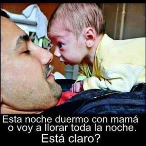 Imagen graciosa de bebe