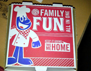 Family Friendly Lunch at Boston Pizza {Giveaway} #BPKidsProgram