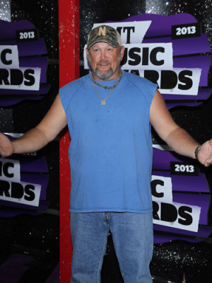 How Tall Is Larry The Cable Guy