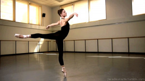 ballerina ballet dance pointe Dancer pointe shoes ballerino New York ...