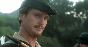 Robin Hood (Errol Flynn) vs. Robin Hood (Russell Crowe)