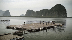 Thai boys build soccer field on water – a beautiful, inspiring film ...