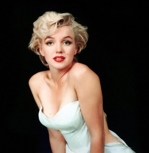 The Marilyn Monroe size 16 myth: What size was she really by today’s ...