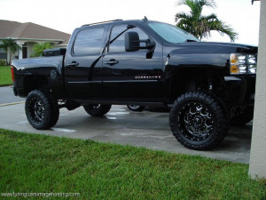 Lifted Chevy Silverado Trucks