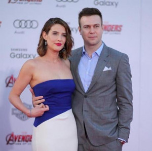 Taran Killam (right), with wife Cobie Smulders.