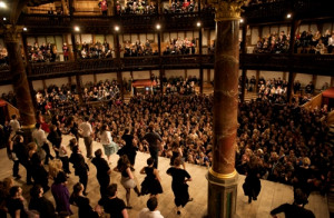 Elizabethan Theatre at Shakespeare’s Globe Theatre - Photo © Manuel ...