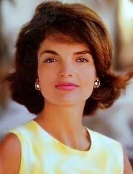 Surprisingly nice hairstyle for Jackie O, who had a square shaped face ...
