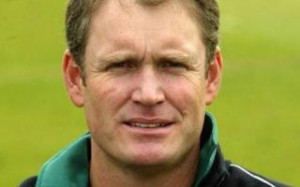... tom moody was born at 1965 10 02 and also tom moody is australian