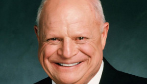 Don Rickles Gets Roasted By Tina Fey and Amy Poehler
