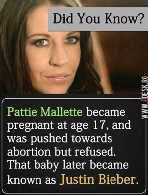 Pattie Mallette became pregnant at age 17