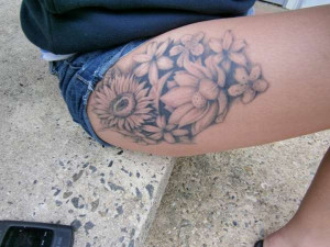 Thigh tattoo tattoo