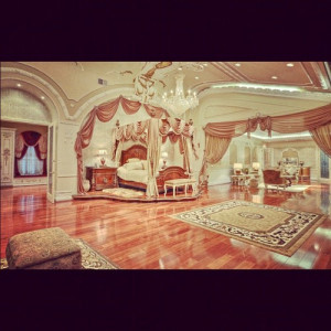 ... luxury #mansion #design #architecture #bed #bedroom #rich #lavish #