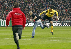 Dutch soccer match abandoned after goalie retaliates against pitch ...