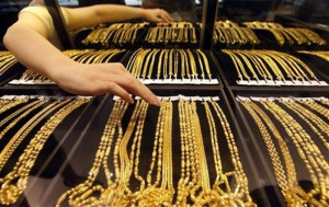 Hindi Jokes] Gold Jewellery