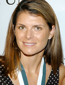 Mia Hamm Discusses Her Soccer Career, Her Charitable Foundation And ...