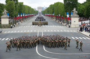 Défilé du Service des essences des armées le 14 juillet 2012 ... HD ...