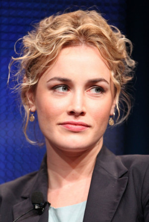 Dominique McElligott Actress