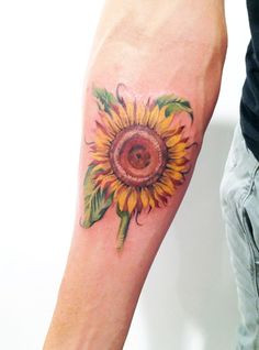 sunflower tattoo by Amanda Wachob -- looks like Van Gogh, exactly what ...