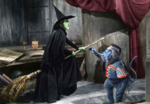 OH, NO! NOT THE FLYING MONKEYS!!!!!