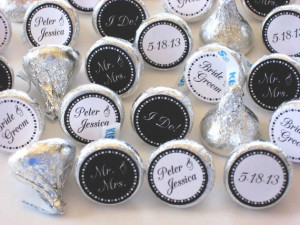 Black and White Wedding Party Favors / Personalized Hershey Kiss ...