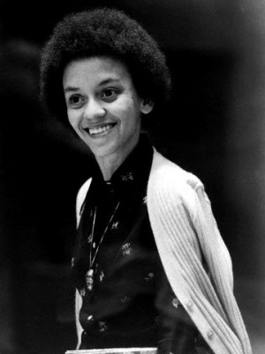 nikki giovanni pictures and photos back to poet page nikki giovanni ...