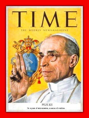 VIEW MAGAZINE COVER WITHTHEPONTIFF AND HIS ARMORIAL