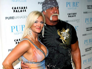 From the wrestling ring to the diamond ring! Hulk Hogan engaged to ...