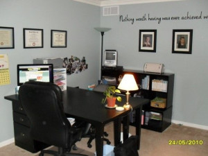 office idea... I like the set up and the quote on the wall.