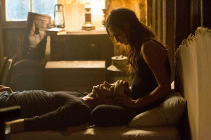 The Originals Episode 1×08: Flashback Photos of Klaus and Elijah in ...