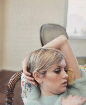 ... barbie eyelashes Make up 60s 1960's 60's doll twiggy lashes mod