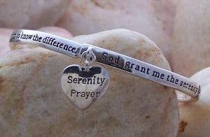 SERENITY PRAYER ALCOHOLICS ANONYMOUS AA QUOTE RECOVERY BRACELET