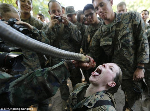 That’s what you call jungle juice! U.S Marines drink COBRA BLOOD in ...