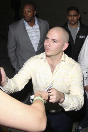 Pitbull Rapper Signs Autographs For Fans Leaving The Quot Jimmy