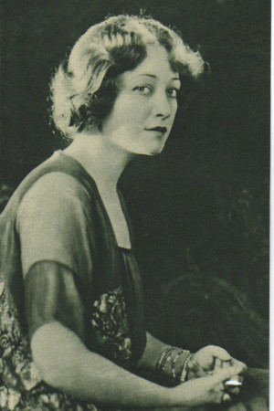 Here are scans of a bunch of photos and a scan from the 1923 Blue Book