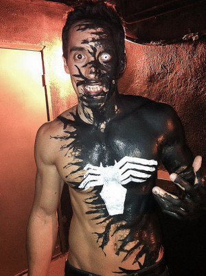 Keahu’s Venom Halloween Costume.