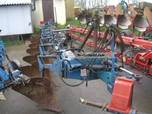 Kverneland Plow Blade 3 Reversible Agricultural Vehicle Plough Photo 2