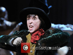 Picture - Robert Madge as the Artful Dodger | Photo 816326 ...