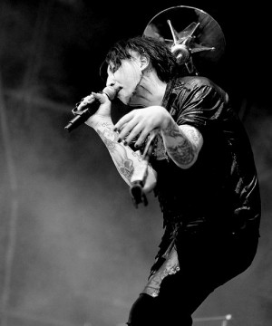 black and white drugs marilyn manson