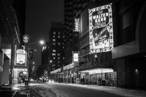 menzel:Broadway Shuts Down in Preparation for Winter Storm Juno (x)