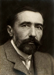Joseph Conrad en 1904 .