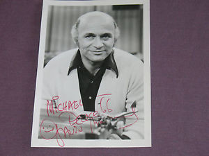 Gavin MacLeod Autographed Signed Picture Love Boat Mary Tyler Moore