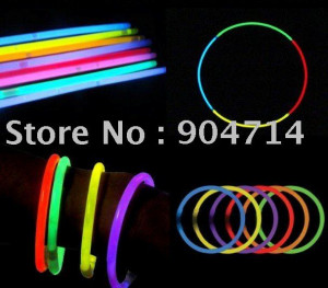 ... Glow stick/lightstick with a connector installed/Flash stick