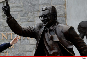 The statue honoring Penn State football coach Joe Paterno has been ...