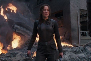 jennifer-lawrence-in-mockingjay-part-1.jpg