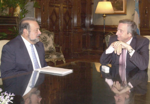 File:Néstor Kirchner y Carlos Slim-Buenos Aires-17 de mayo de 2004 ...